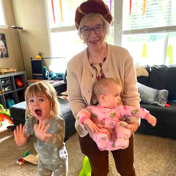 Meet your Posher, Pamela - Picture 1 of 1